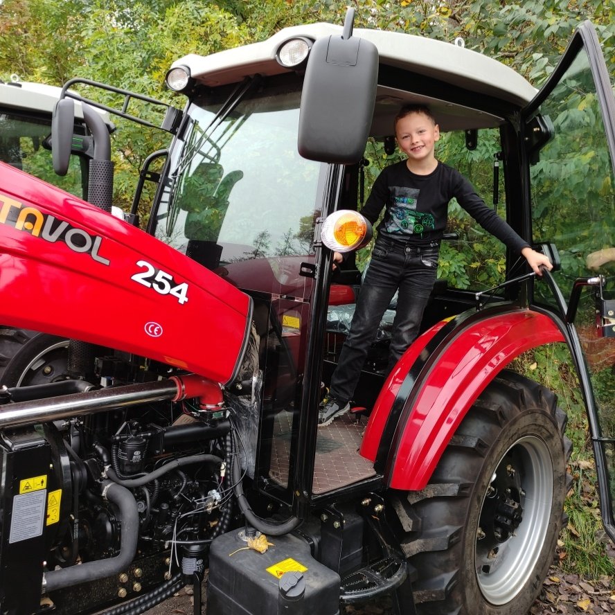 Agricultural Farm Tractors Prices Diesel Engine Gear Box 2024 New Chinese 60HP 70HP 4wd 25HP 30HP 40HP 45HP 50HP 20hp 25hp-240hp