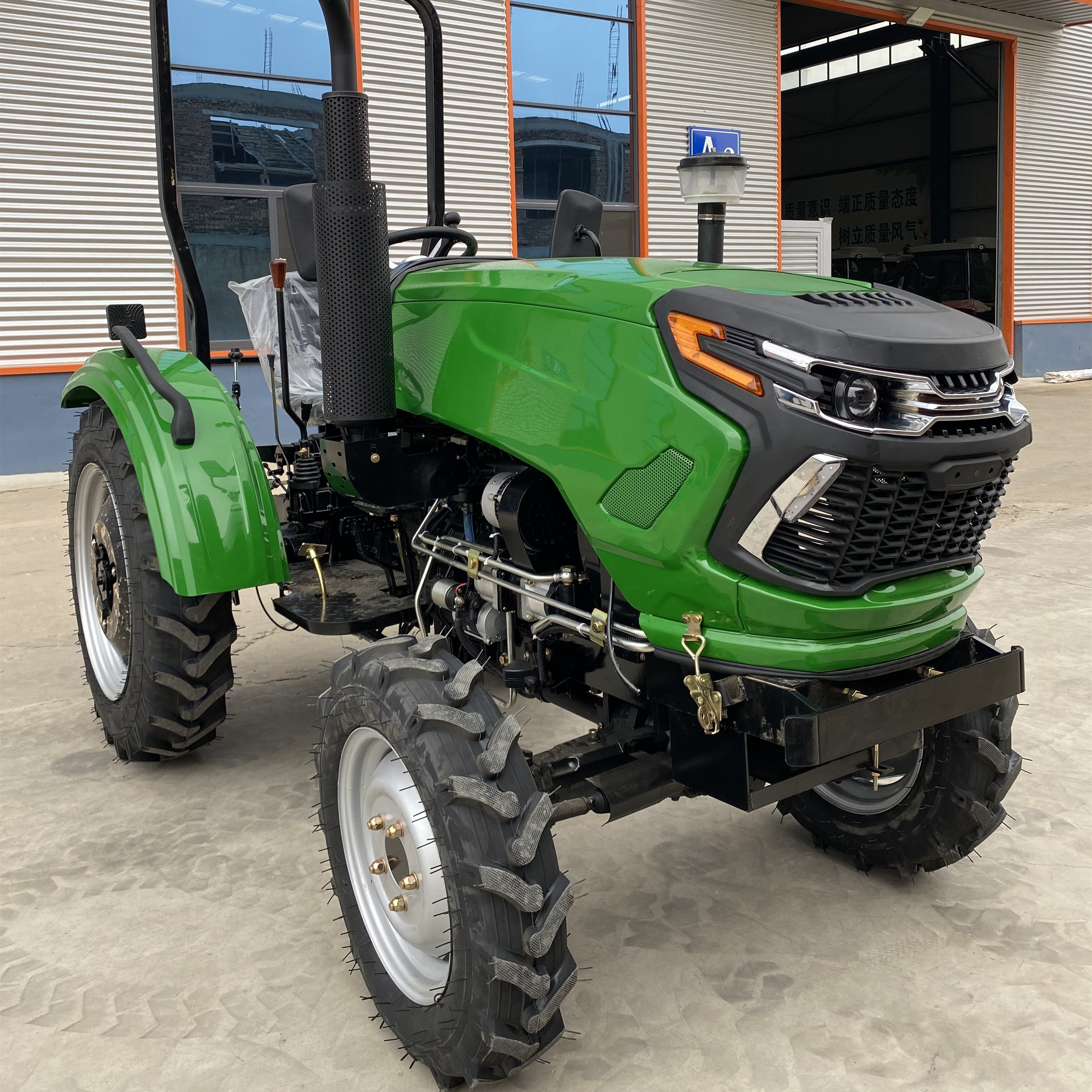 Agricultural Tractor Hitch Guidance Forestry Tractor Heavy-Duty Field Tractor