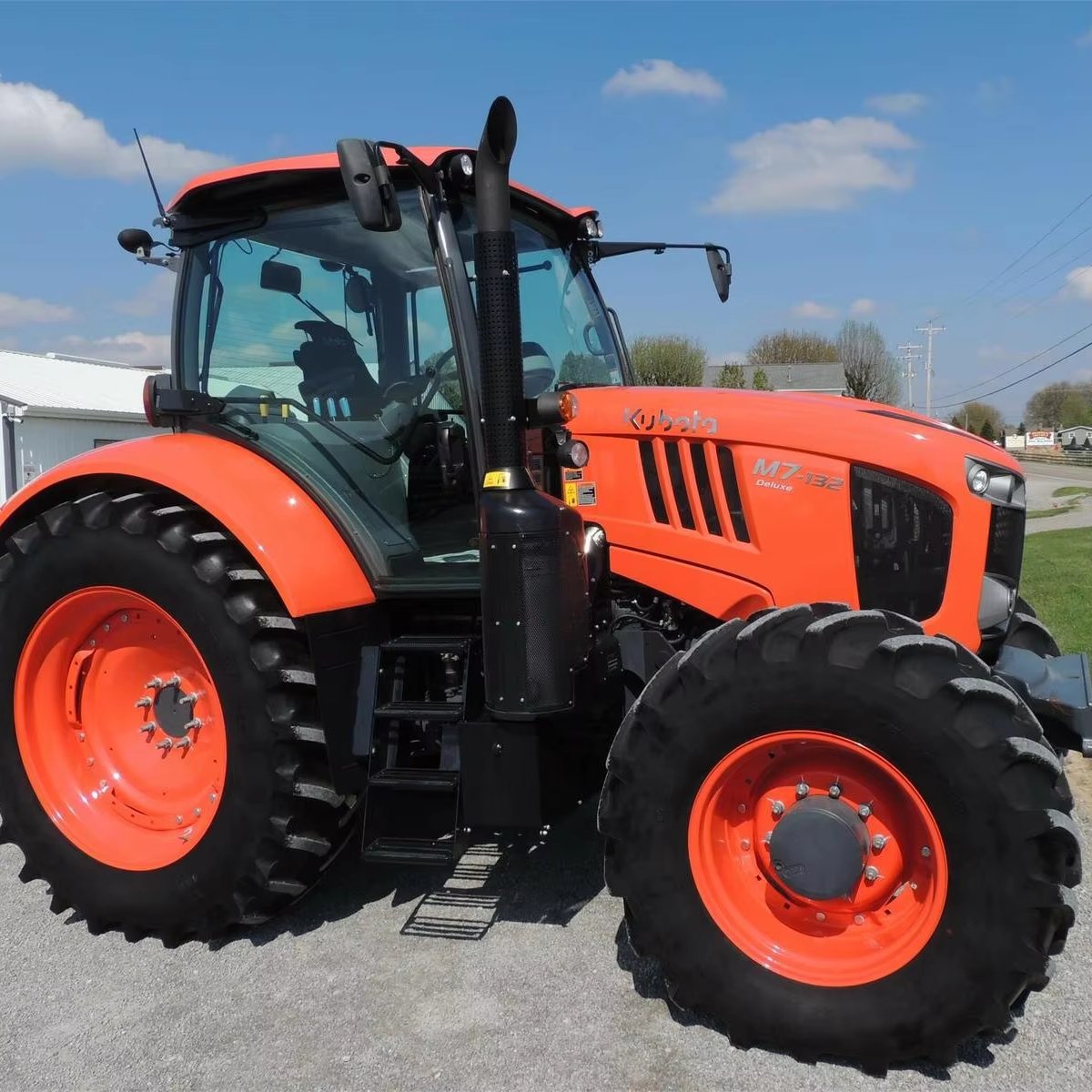 2020 Kubota M7-132 DELUXE 4WD Wheel Tractor 128HP New Tractor Core Engine Motor Farm Agriculture Use 130 Hours Used
