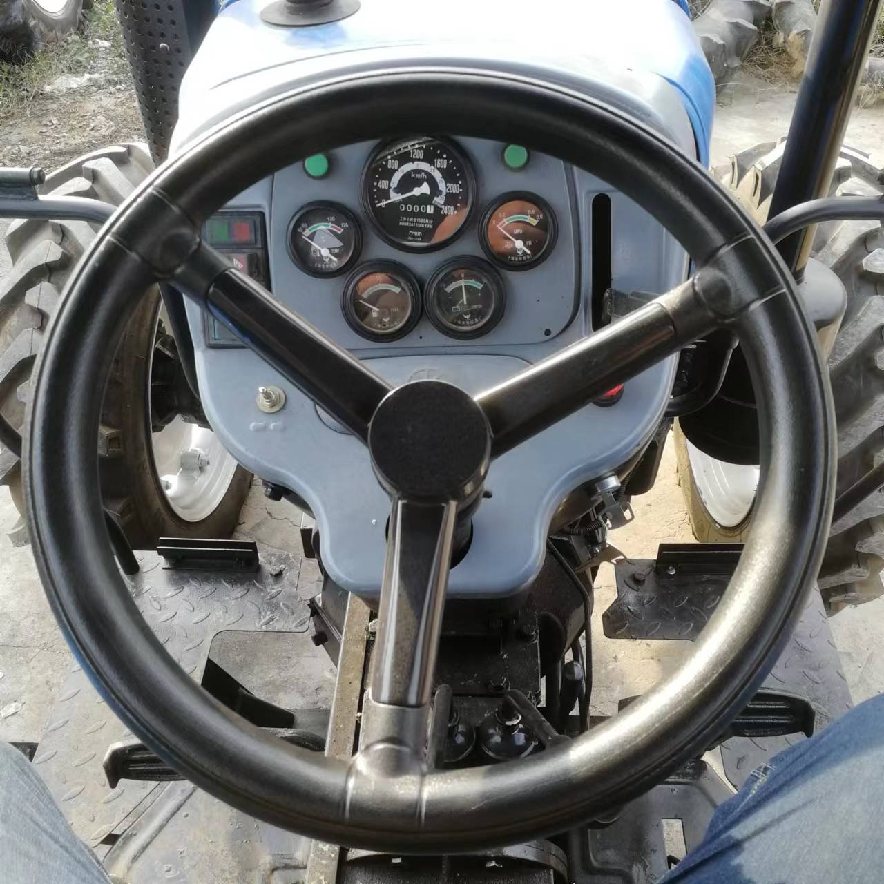 Used/second Hand Farm Wheel Tractors New Holland SNH704 70hp 4x4wd Agricultural Machinery Front End Loader