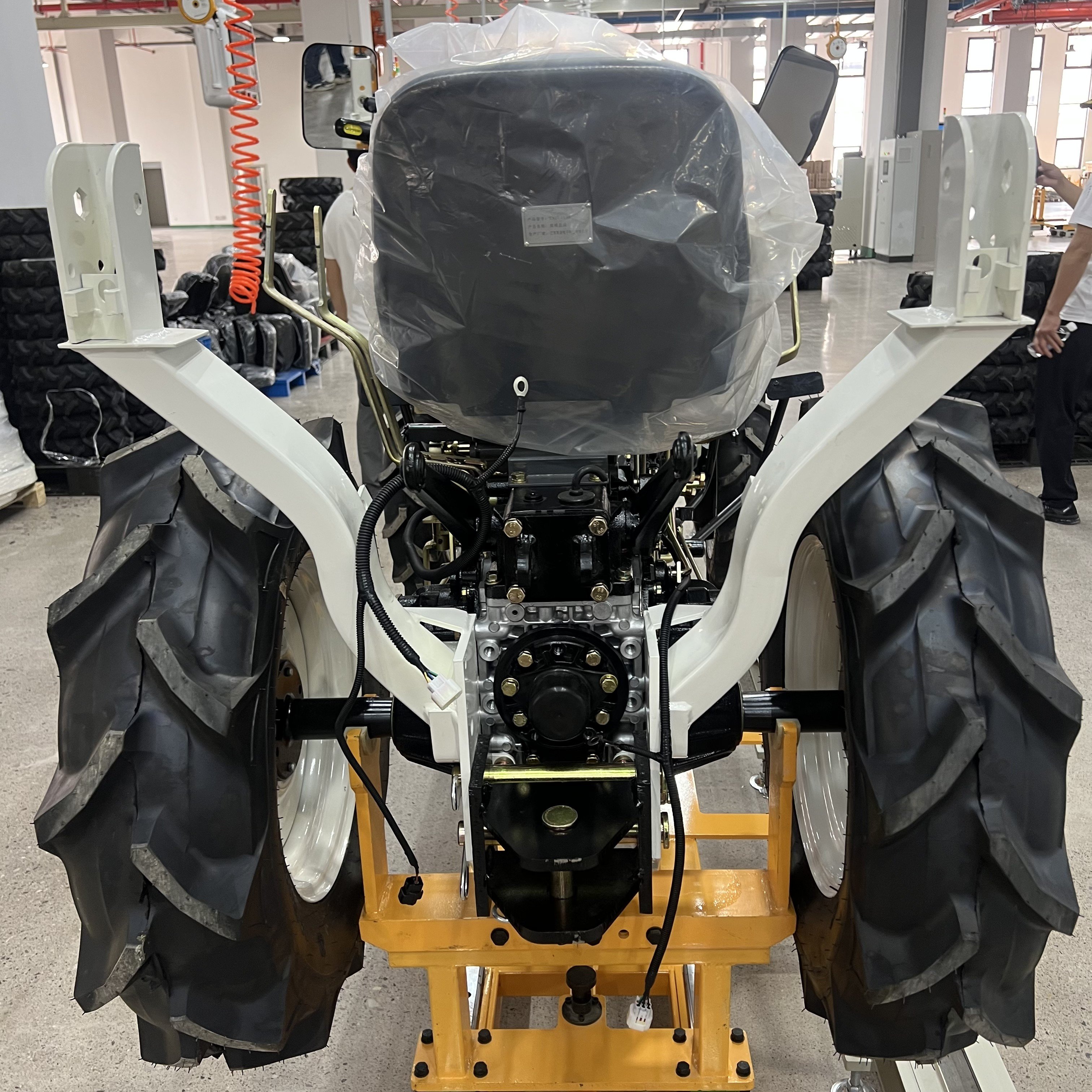 Farming Tools New Tractors Wheel Tractor Mini 4x4 TA254-A6 A9 25 HP Agriculture Walking Tractor with Front Loader for Hot Sale