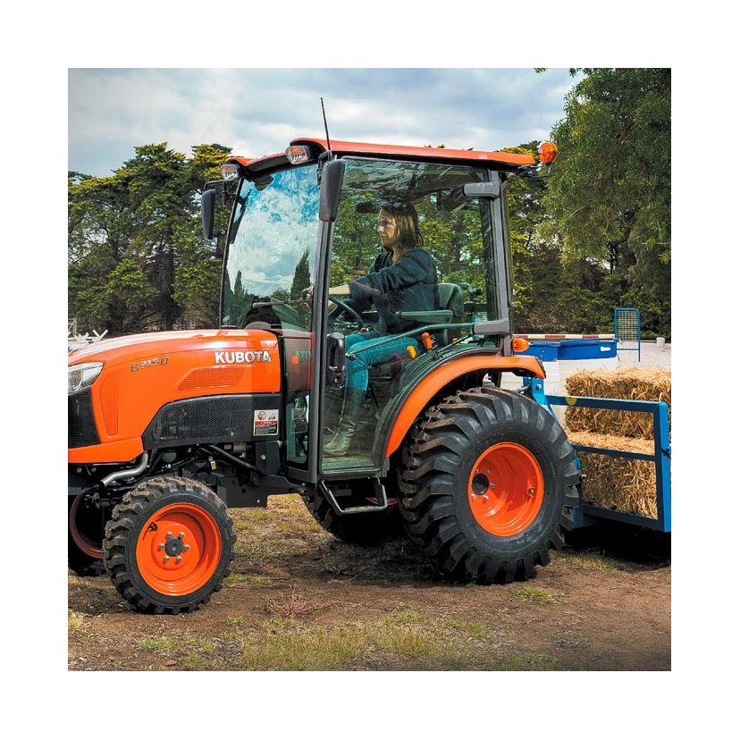 Used Tractors Kubota 4x4 Farming Machine Agricultural Tractor