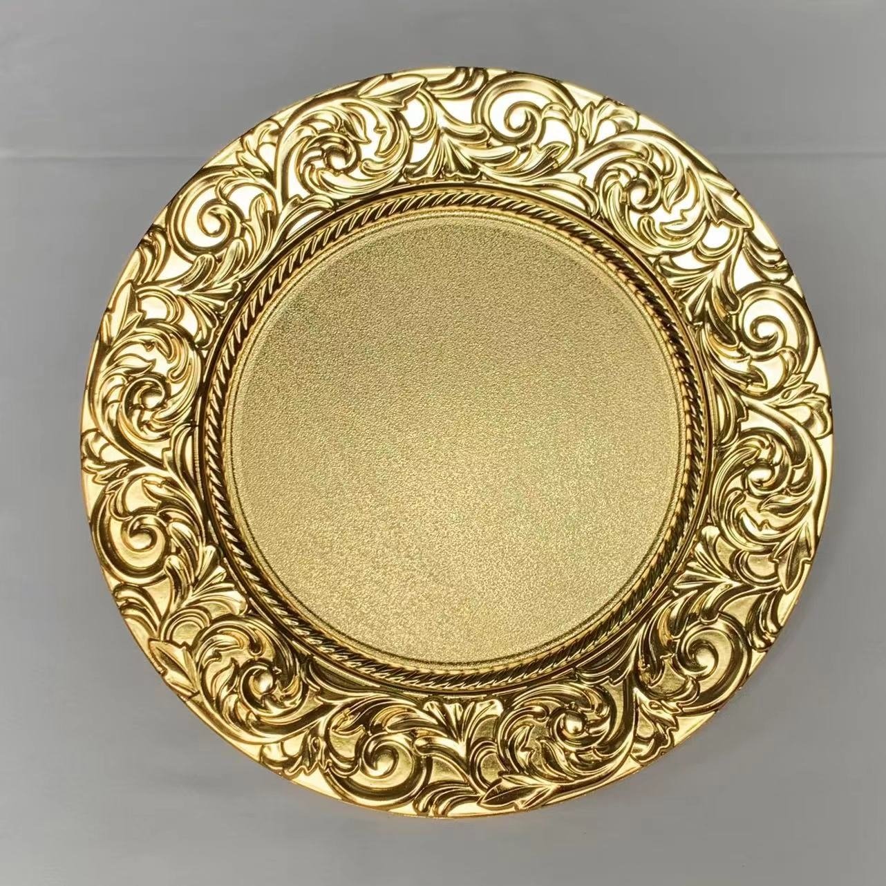 Elegant 13 Inch Gold Silver Rose Gold Round Plastic Baroque Reusable Charger Plates for Event Party Wedding Decor