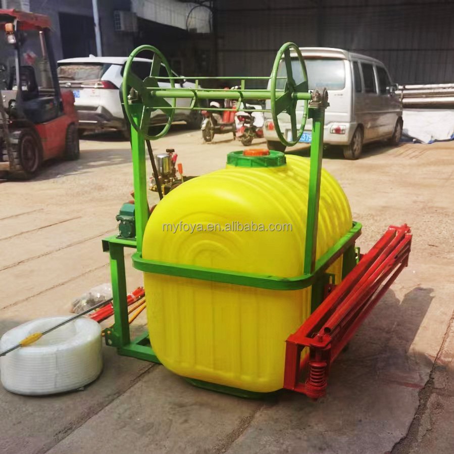 Factory direct price self-propelled agricultural pesticide tractor mounted small boom sprayer for farmland and lawn