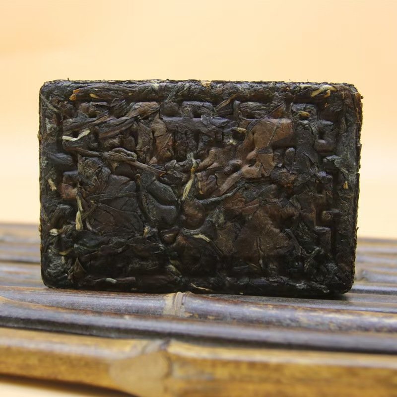 2015 Shou Mei Organic White Tea Brick Factory Direct from Fuding China Sweet Organic Health Slimming Loose Tea in Boxed Storage