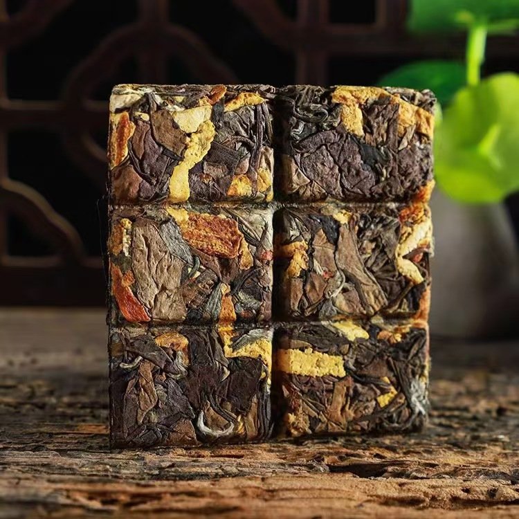 2018Fuding Old White Tea Infused with Tangerine Peel 6 Palace Grids Small Square Portable Individual Packaging