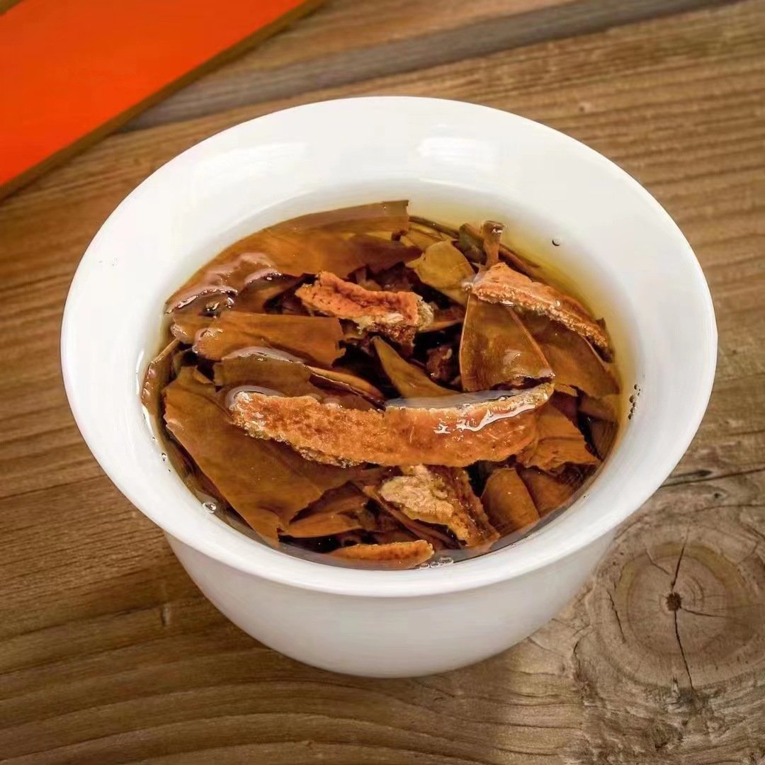 2018Fuding Old White Tea Infused with Tangerine Peel 6 Palace Grids Small Square Portable Individual Packaging