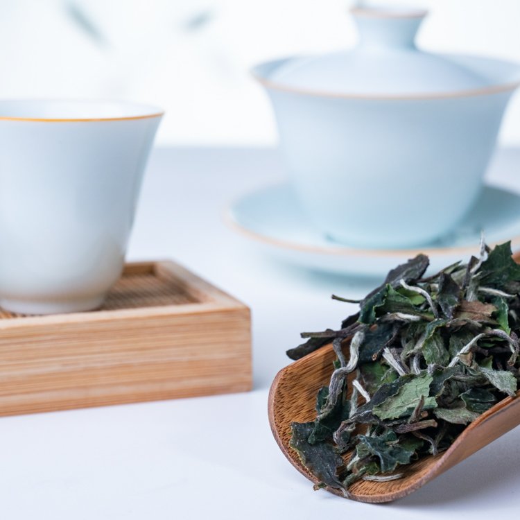 Factory Wholesale Organic Leaf White Tea Loose Handmade 3-Year Shelf Life Health Drink Box Bag New Arrival Contact Us Free