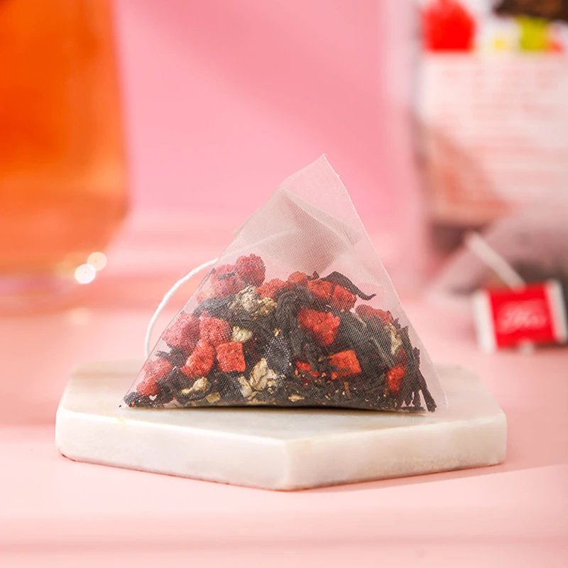 TZ Cao Mei Hong Cha High Quality Strawberry Black Tea Beauty Tea For Ladies Black Tea