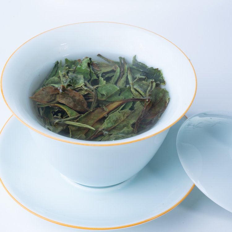 Early Spring White Peony Green Tea Fragrant and Tasty Chinese Specialty Bulk Packaging in Box Bag Bottle Health Tea