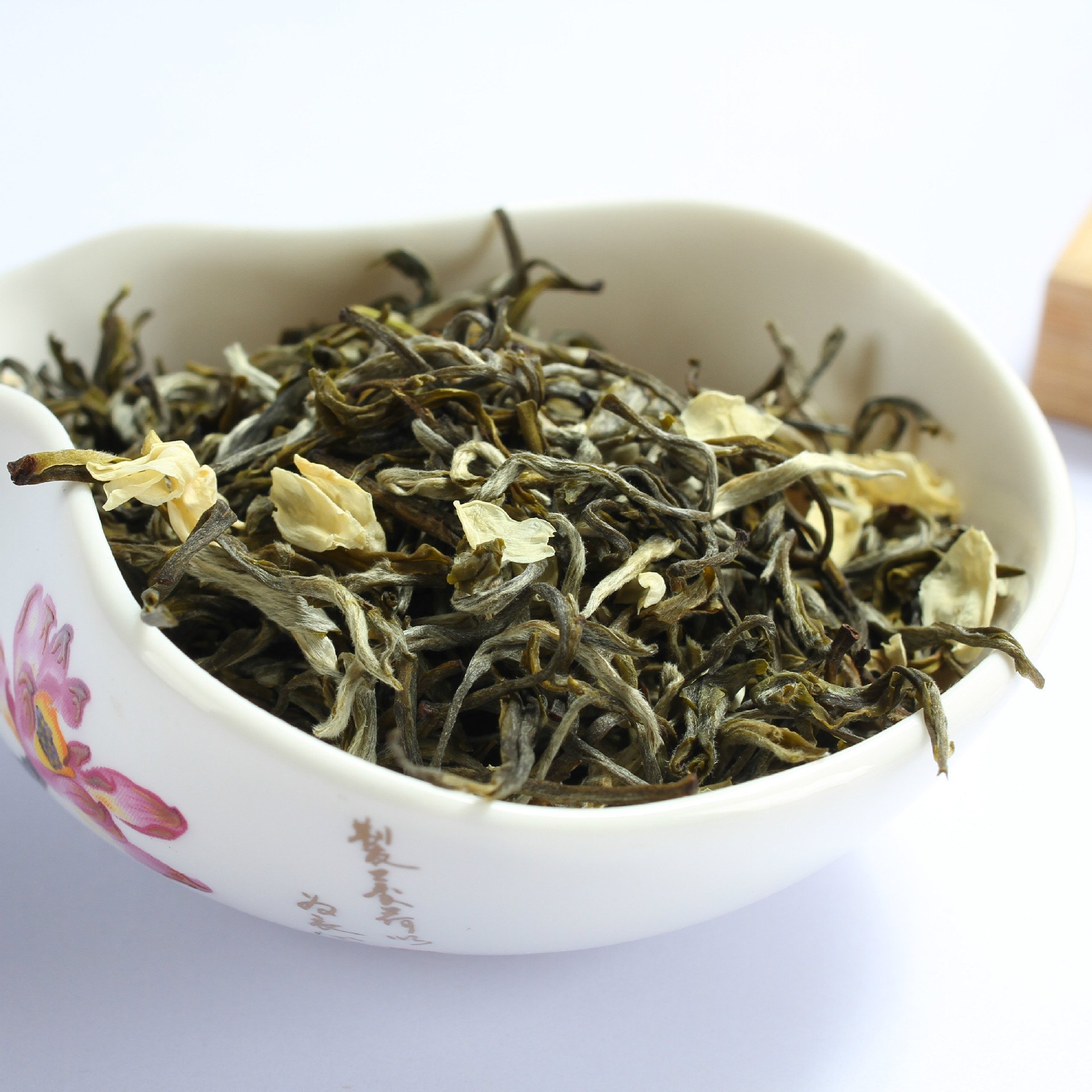 Chinese jasmine snow bud mo li xue ya green tea jasmine with organic green tea