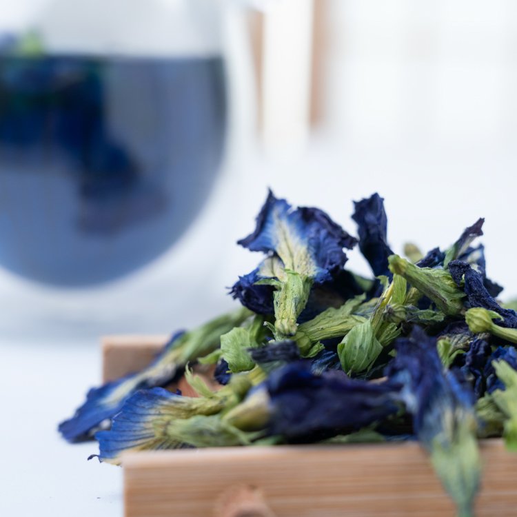 Organic Blue Butterfly Pea Flower Tea Freshly Processed Herbal Slimming Tea Food Coloring Additive Bulk/Bulk Box/Cup/Sachet