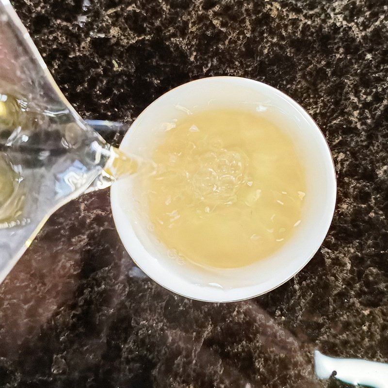 Wholesale Price High Quality Organic White Tea Pure Handmade Light Taste Tea For Healthy