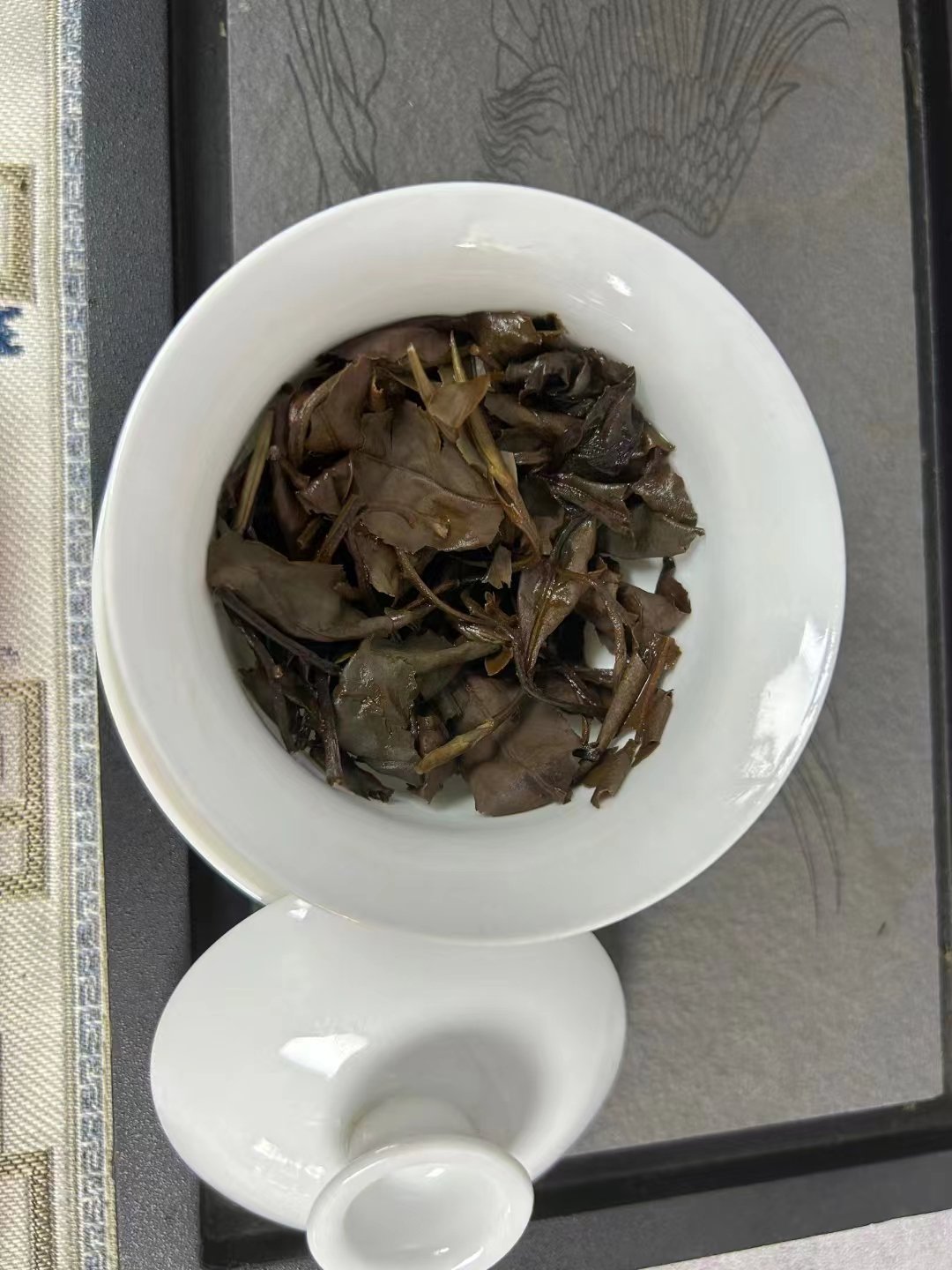 Fuding Organic Old White Tea Shoumei Leaves Natural Baicha Health Tea in Loose Tea Box/Bulk/Bag Packaging from Fujiang Province