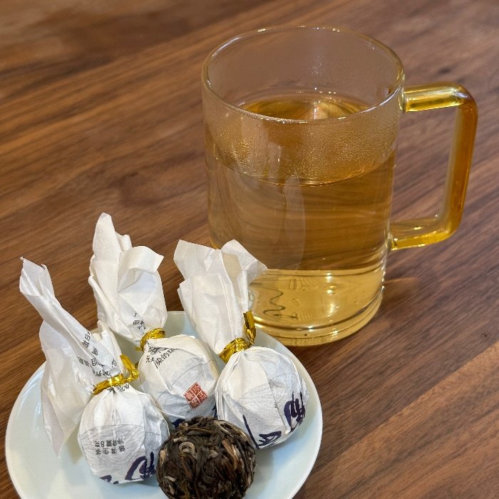 OEM green natural 100% pollution-free bulk balls slimming detoxification China Pu'er tea kakoo slimming tea