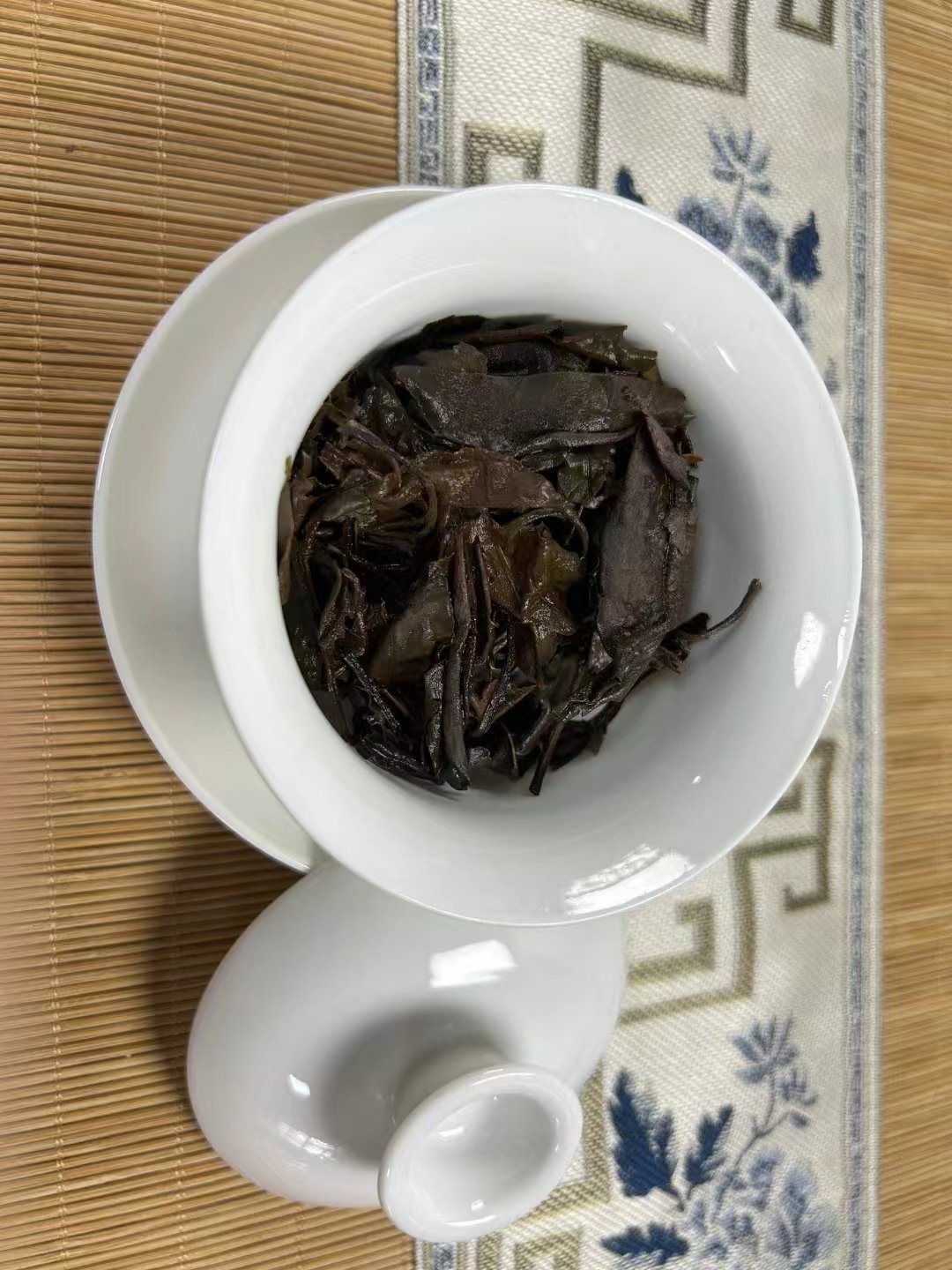 Wholesale 2017 Old Shou Mei Tight Cake Organic Chinese White Tea Fuding Slimming Tea Customized Packaging Grams