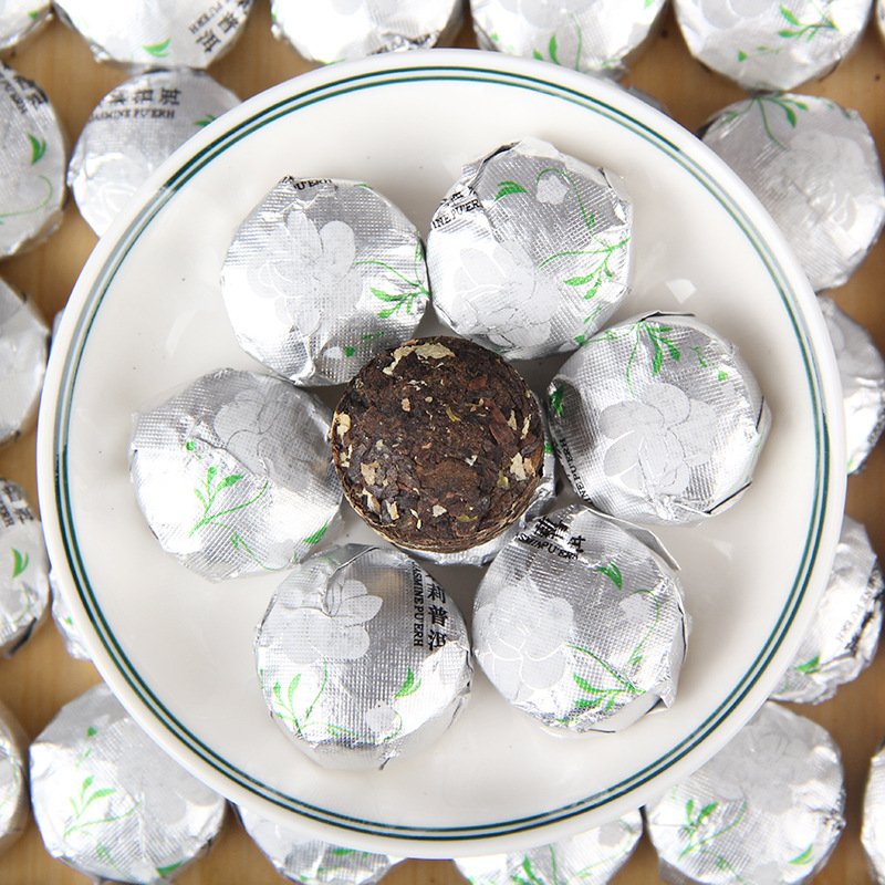 Factory directly supply different flavors Yunnan mini puer tuocha fermented puerh small tea cakes 7 gram per pcs