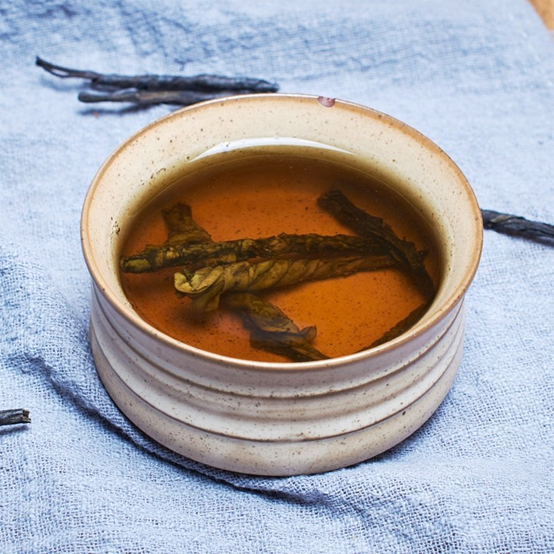 Natural Slimming Bitter Broadleaf Holly Leaf Health Tea Kuding tea