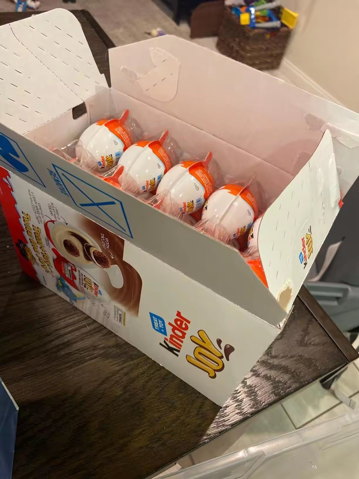 Nutella Chocolate, Ferrero Chocolates, Kinder Joy Eggs, Confectionery