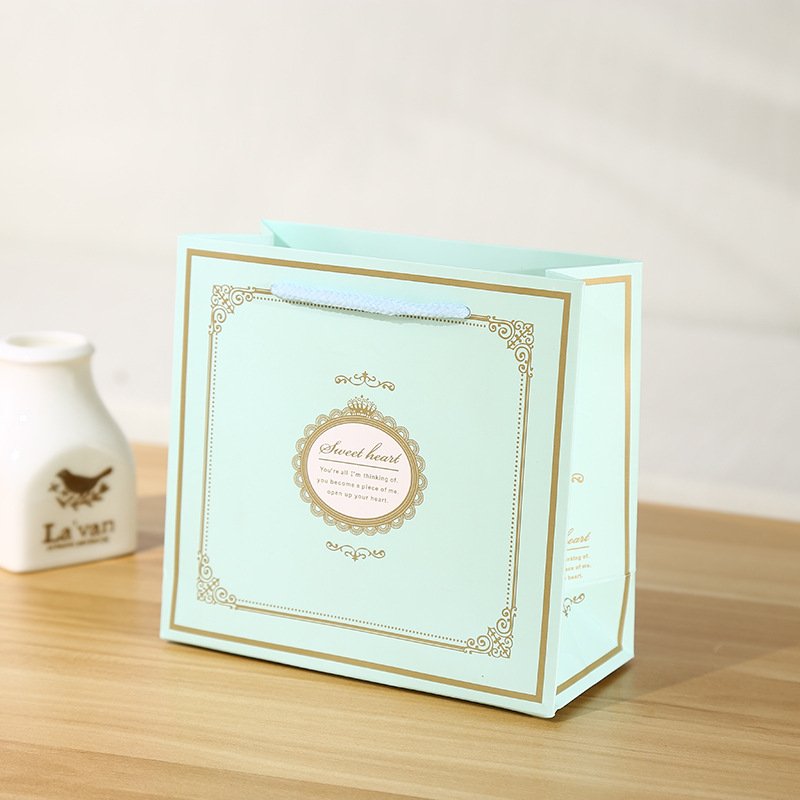 Crown Gift Box 25 Grids Empty Squares Pink Green Birthday Chocolate Box with Plastic Insert
