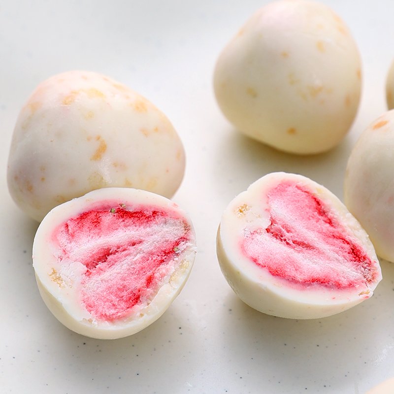 110g milk matcha cocoa sauce snacks freeze dried strawberry white chocolate freeze dry candy dried strawberry chocolate