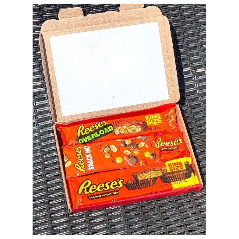Reese's Chocolate Lovers / Reese's Colliders Chopped / Reese's Creamy HERSHEY'S Milk Chocolate & REESE'S Piece Candy bar