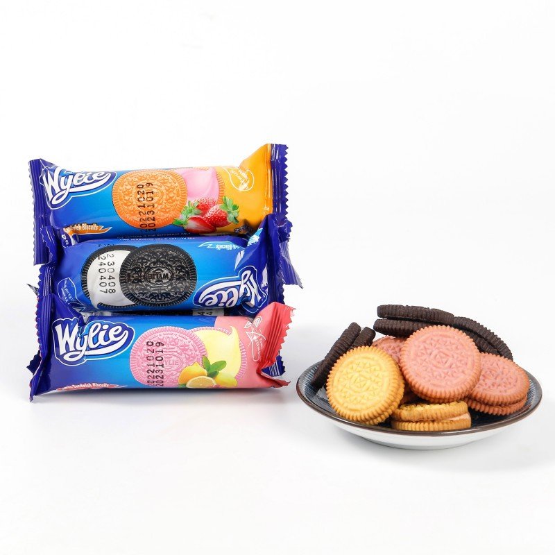 26g cookie pack of strawberry flavored chocolates biscuits sandwich halal biscuit wholesale Strawberry biscuits