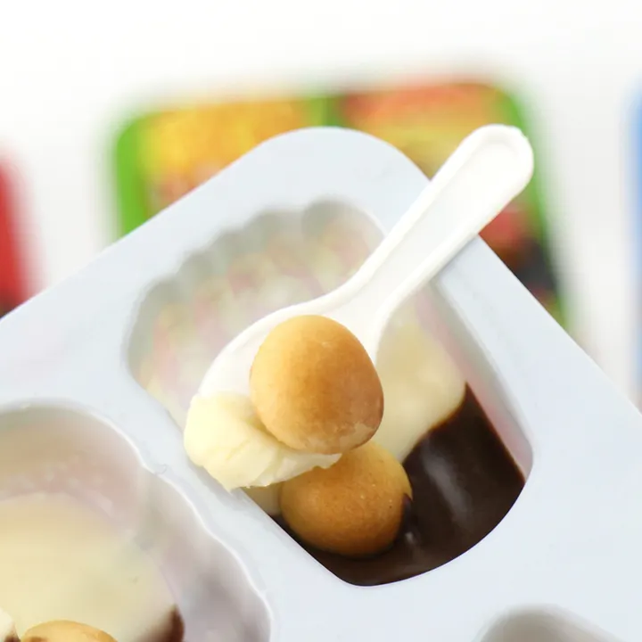 Candies wholesale halal factory fast food shape mini cup chocolate jam with crispy biscuit candy snakes for kids