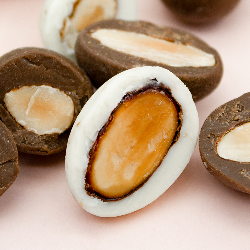 60g padan Wood chocolate snack almond nuts chocolate wholesale nut kernel snacks almond chocolate