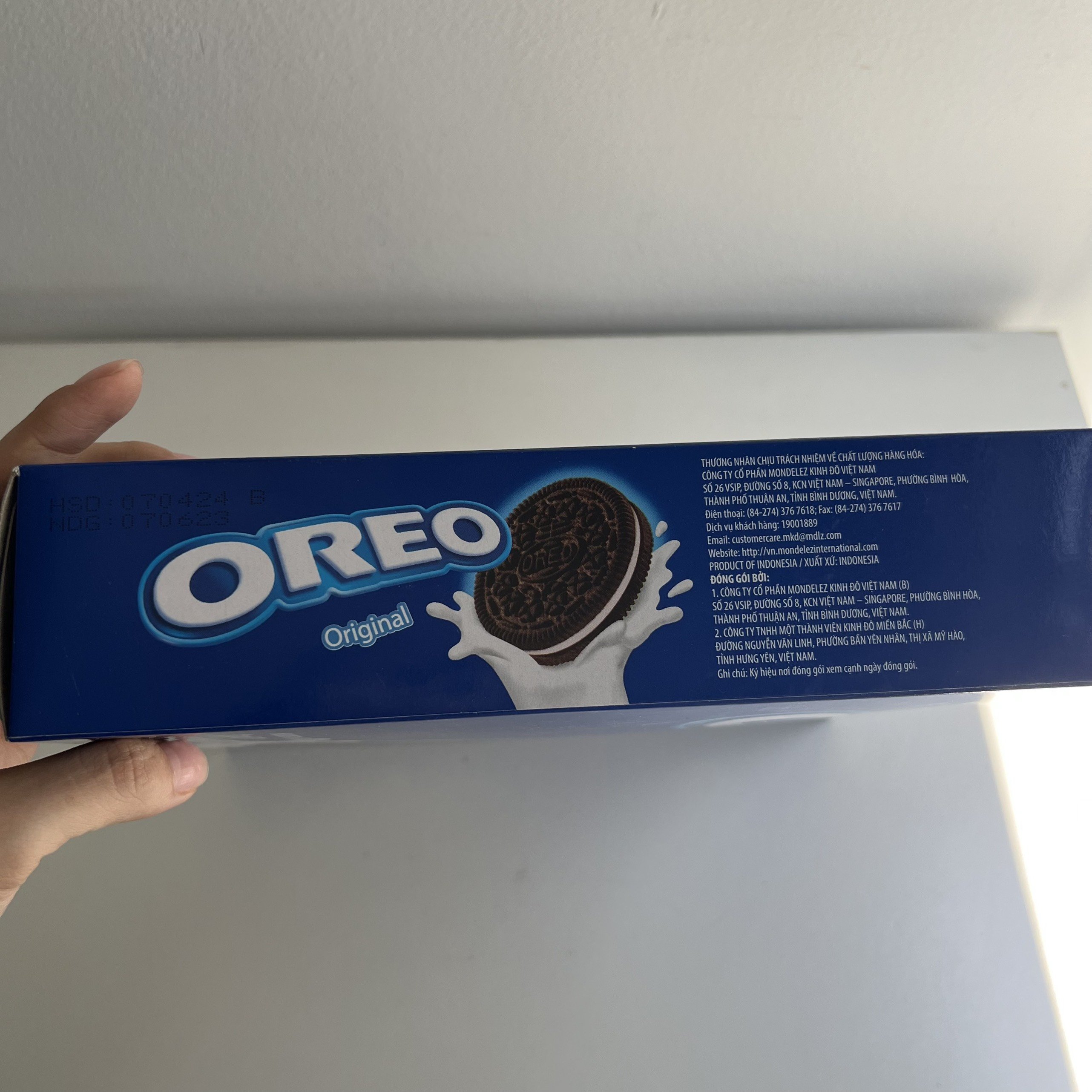 Hot Wholesale Oreo Biscuit Vanilla Cream 248.4g/ 27.6g x 9 Pcs x 12 Boxes Chocolate Powder with Candy from Vietnam