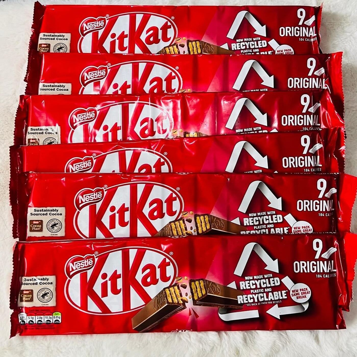 KitKat 4-Finger Milk Chocolate Bar 45g Bulk Supply Solid Sweet Biscuit Nut Four Dark Chocolate Chocolate Chocolate Nut Chocolate