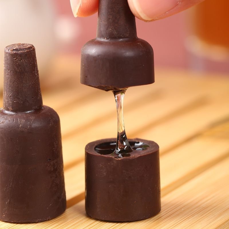 156g bottle shaped sandwi chocolate wine heart chocolate gummy candy chocolates wholesale