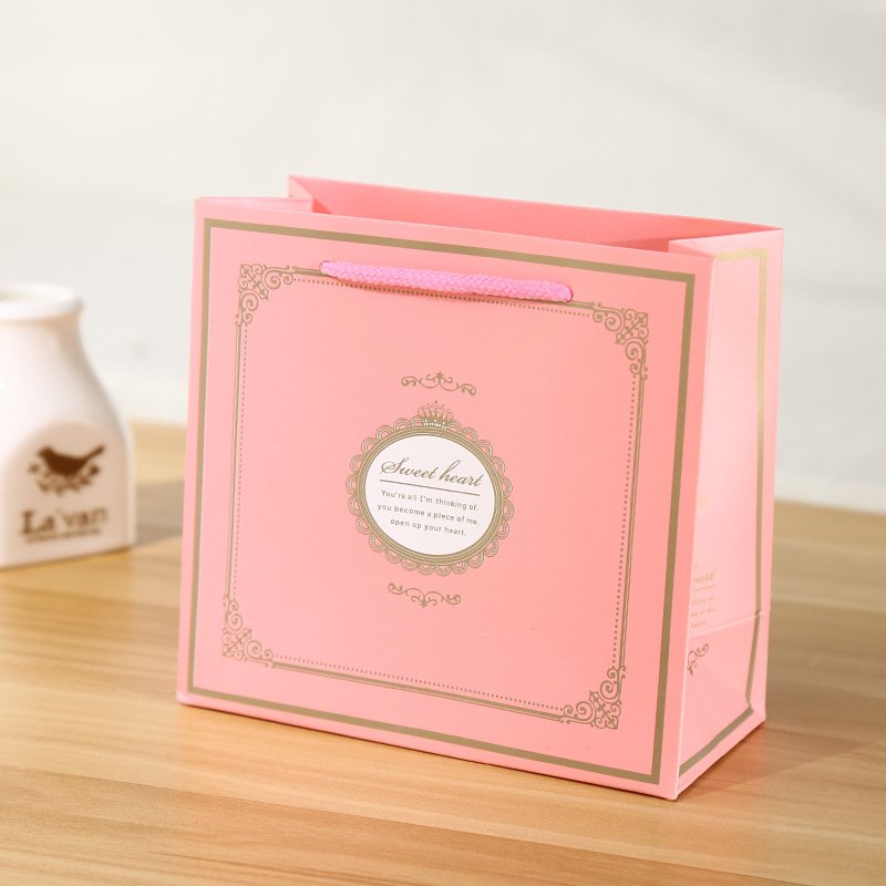 Wholesale A1 Custom Printed Luxury Folding Rigid Paper Wedding Invitation Gift Packaging Chocolate Box
