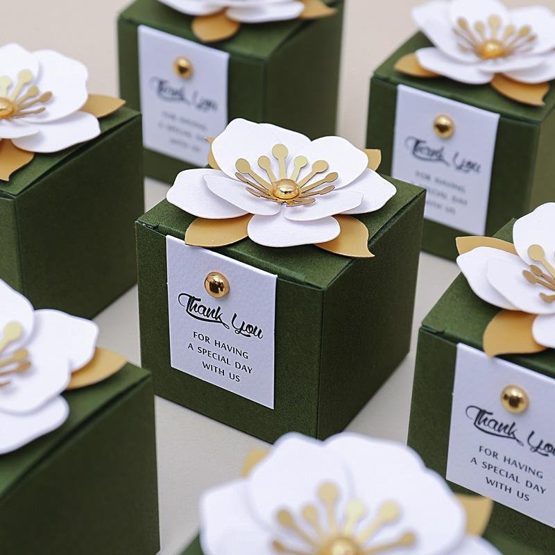 Romantic Wedding Candy Box Special Paper Texture Packaging Chocolate Sweetie Gift Box with Custom design