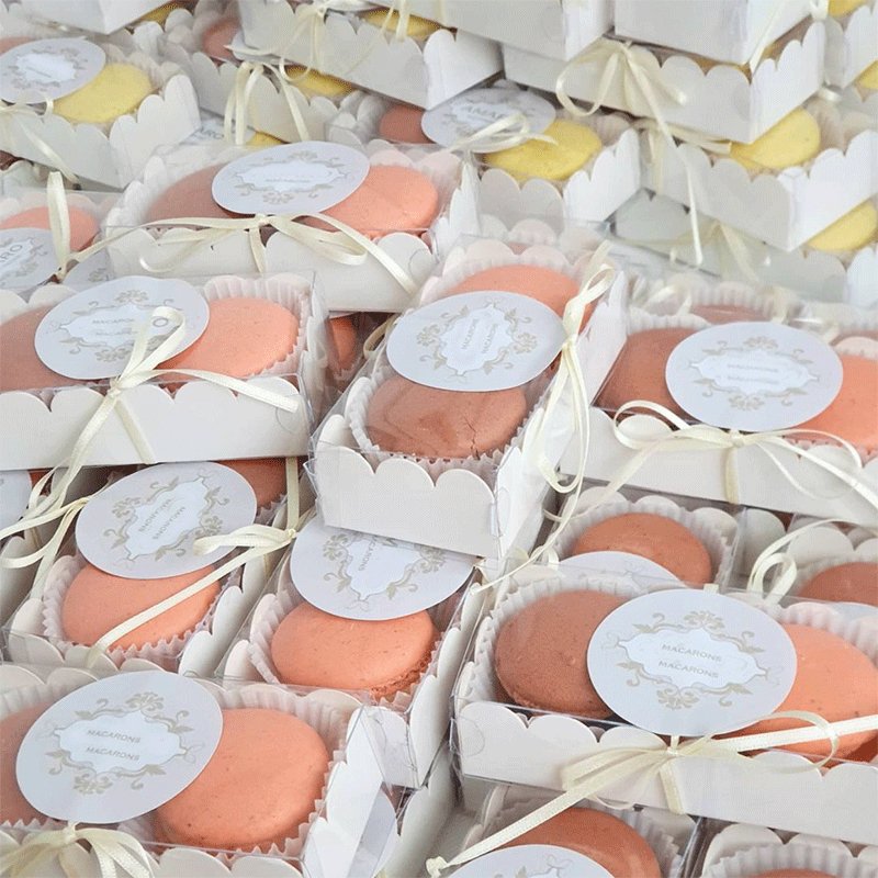 In Stock White Fancy Cute Paper Folding Square Transparent Box Cake Chocolate 2 4 6 Macaron Packaging Clear Lid Box