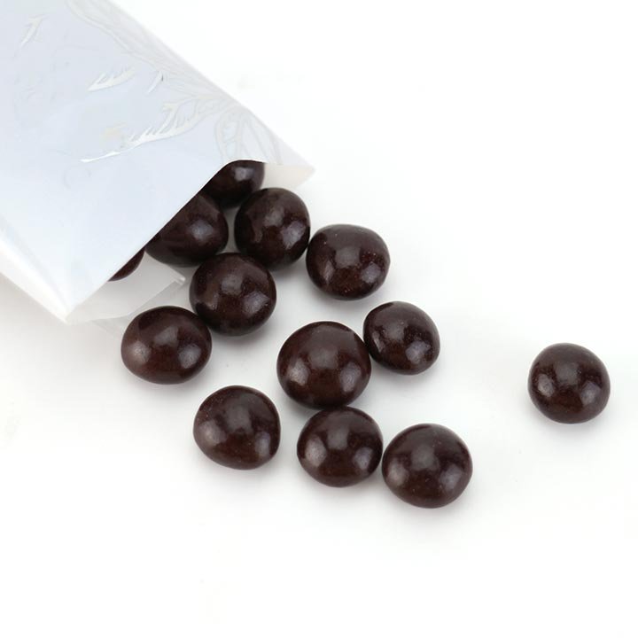 11g Crispy Choco Black And White chocolate Bean Candy