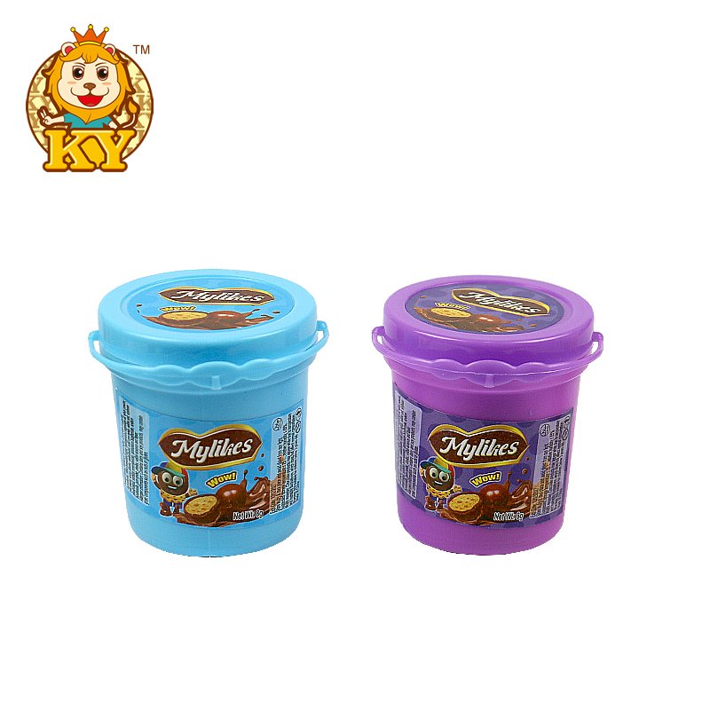 Wholesale custom chocolate biscuit ball filled with milk