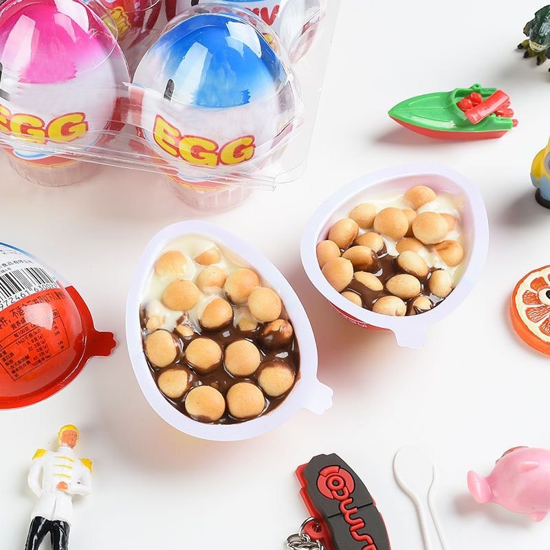 Candy Exporters Oem Surprise Egg Chocolate Cream With Biscuit Halal Customized With Fun Toys Chocolate Egg