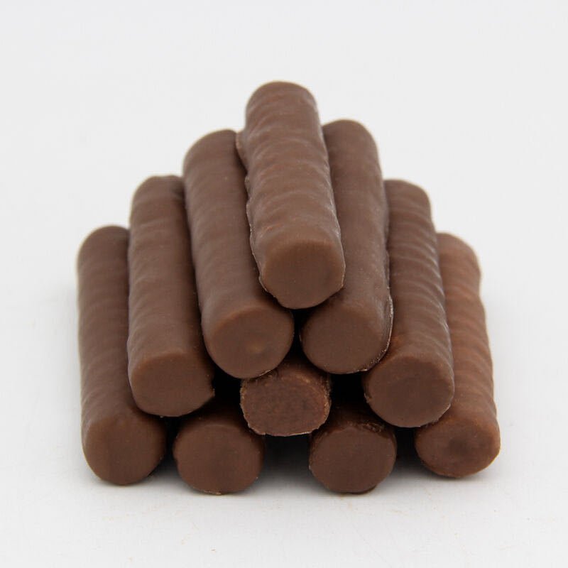 Crispy chocolate hazelnut filling sandwich egg roll rolled in bulk wholesale snacks chocolates wholesale