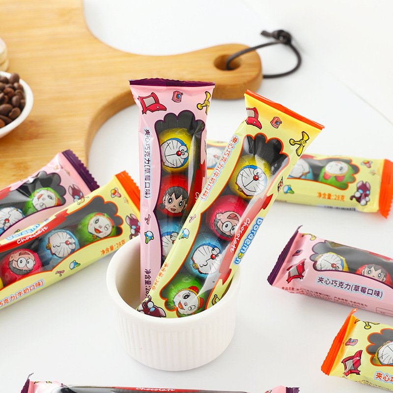 28g 4 children's snacks cartoon packaging spherical pure cocoa strawberry milk flavored sandwich chocolate chocolates wholesale