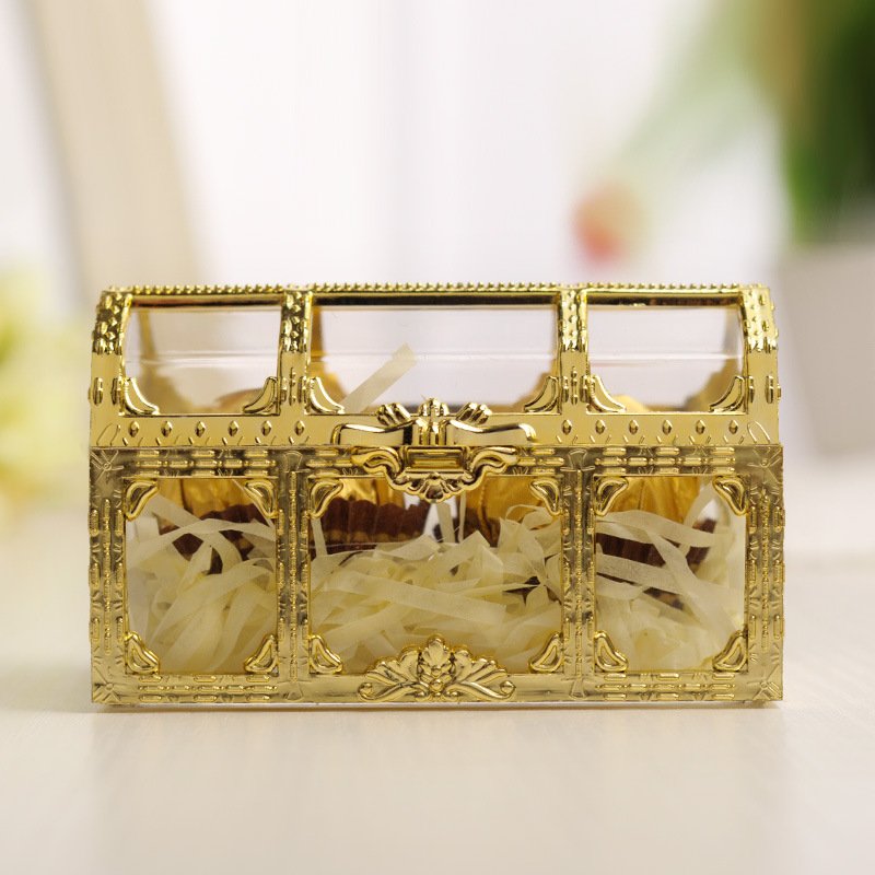 Luxury Hollow Gold Plastic Treasure Chest Shape Chocolate Box Clear Acrylic Wedding Candy Box For Guests