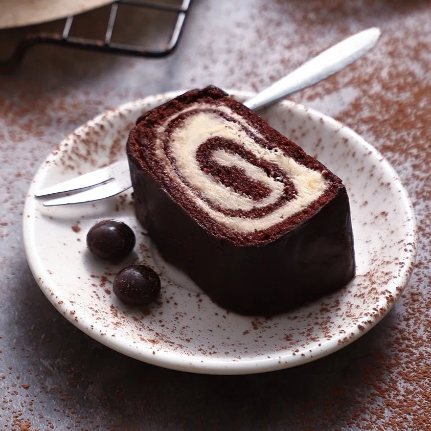 Sweet Low-Sugar Modern Process Durian Swiss Roll Rich Chocolate Flavor Delicious Baked Box Packaging Frozen Style Egg Pastries