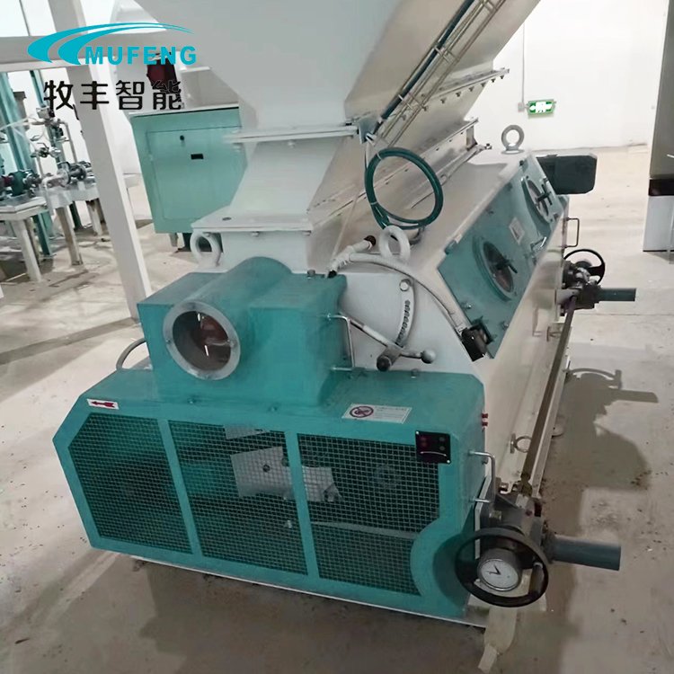 Animal pellet feed mill machine with 3 head roller feed crumble machine