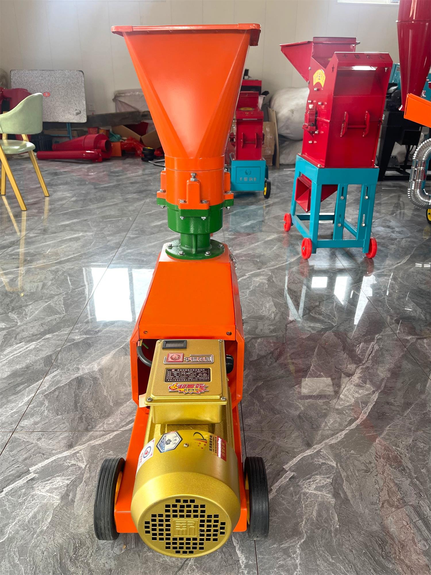 Animal food mixer pelletizer fish chicken poultry feed pellet making machine small flat die wood pellet machine 1200kg/h