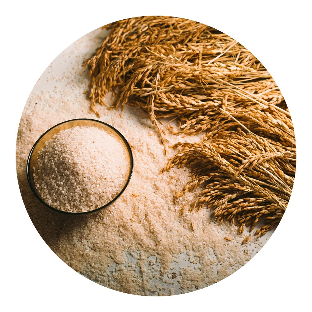 Organic crushed rice for adding to animal feed and a complete diet important source of nutrients