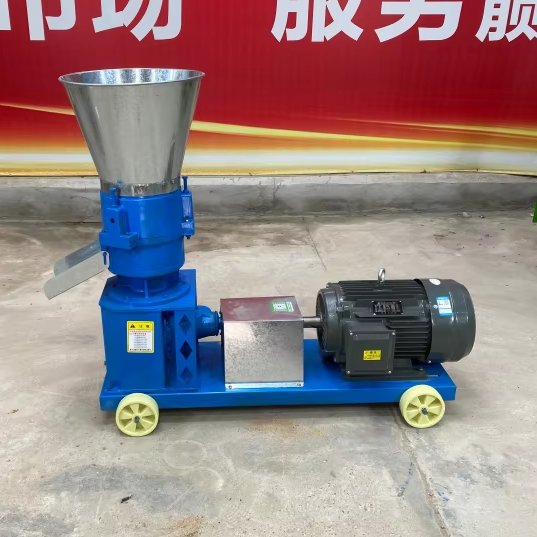 Small Animal Feed Pellet Making Machine Poultry Feed Granulator with 400-500kg/h Capacity / Wooden Case Eco-friendly South Korea