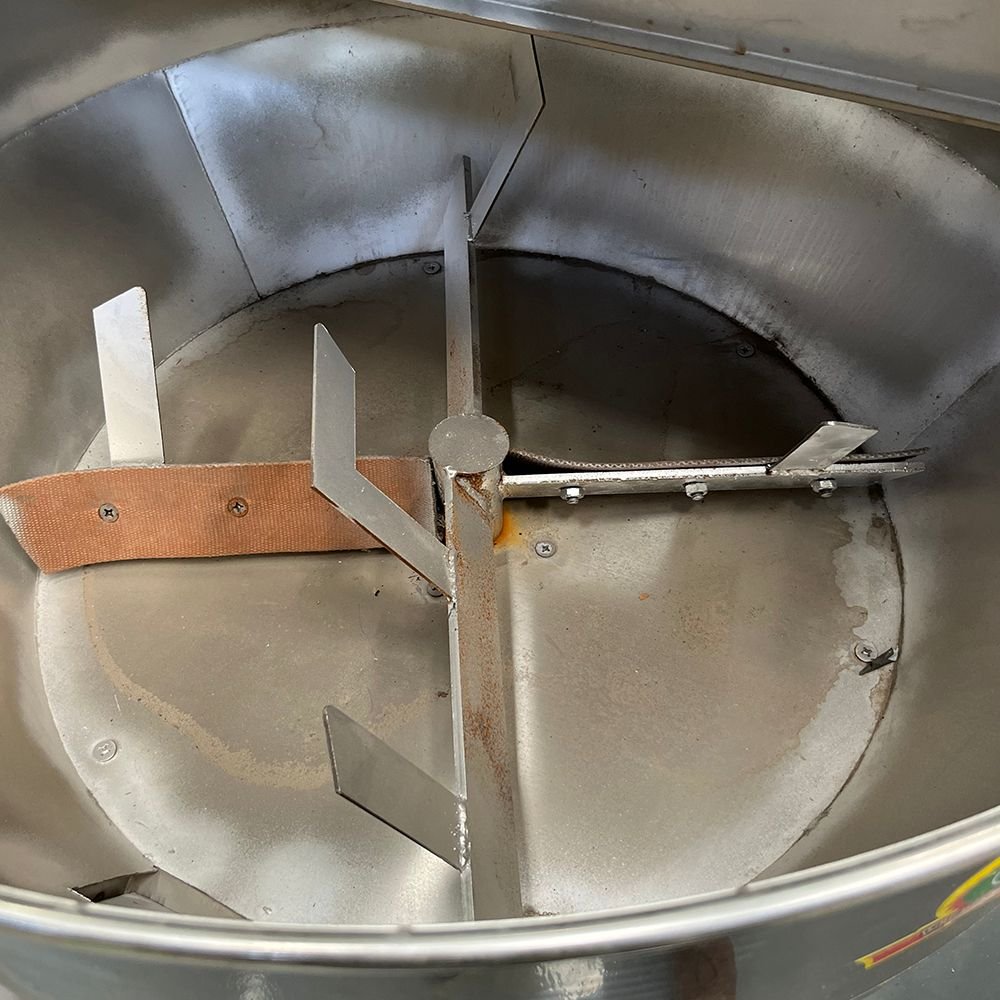 Factory small mini livestock animal poultry chickens ducks geese cattle sheep pigs feed mixer mixing machine in kenya