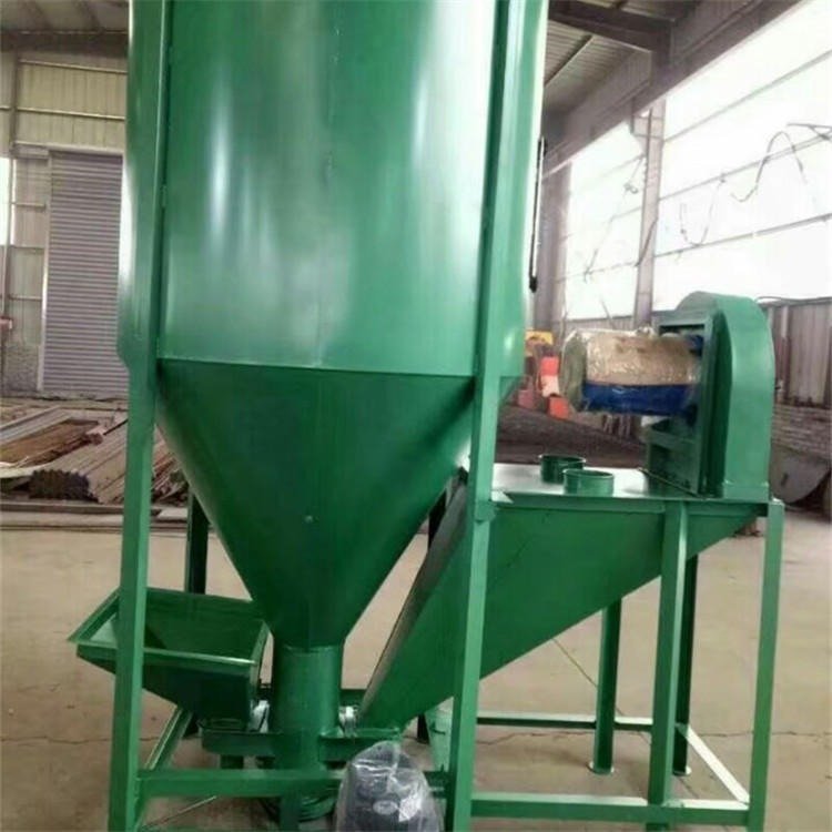 400kg Vertical Type Cattle Goat Animal Feed TMR Mixer and Crusher Equipment