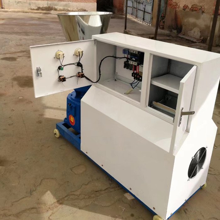 Fodder mixing equipment/feedstuff crushing machine feed processing machines/animal feed grinding machine