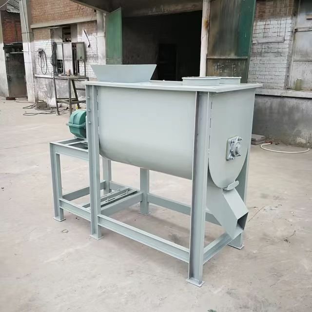 Horizontal Animal Feed Mixer Livestock Feed Mixer Corn Horizontal Mixing Machine Cattle Animal Feed Mixer Machine